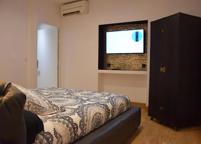 Appartement 2 chambres climatisé triangle d’or